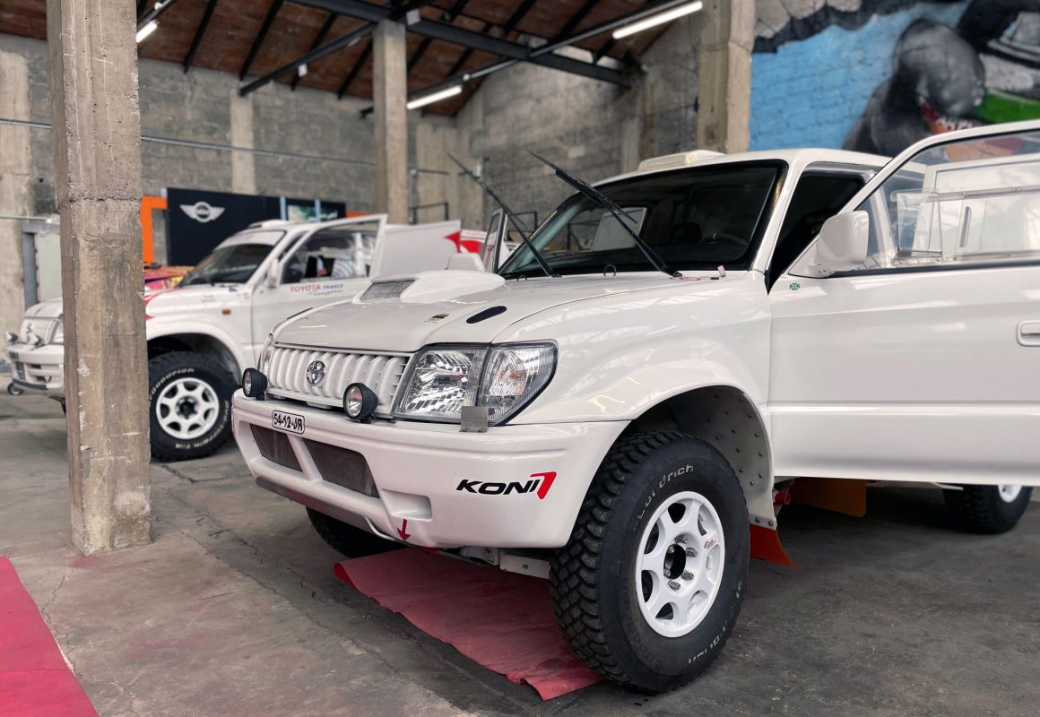 Toyota KZJ90 2000