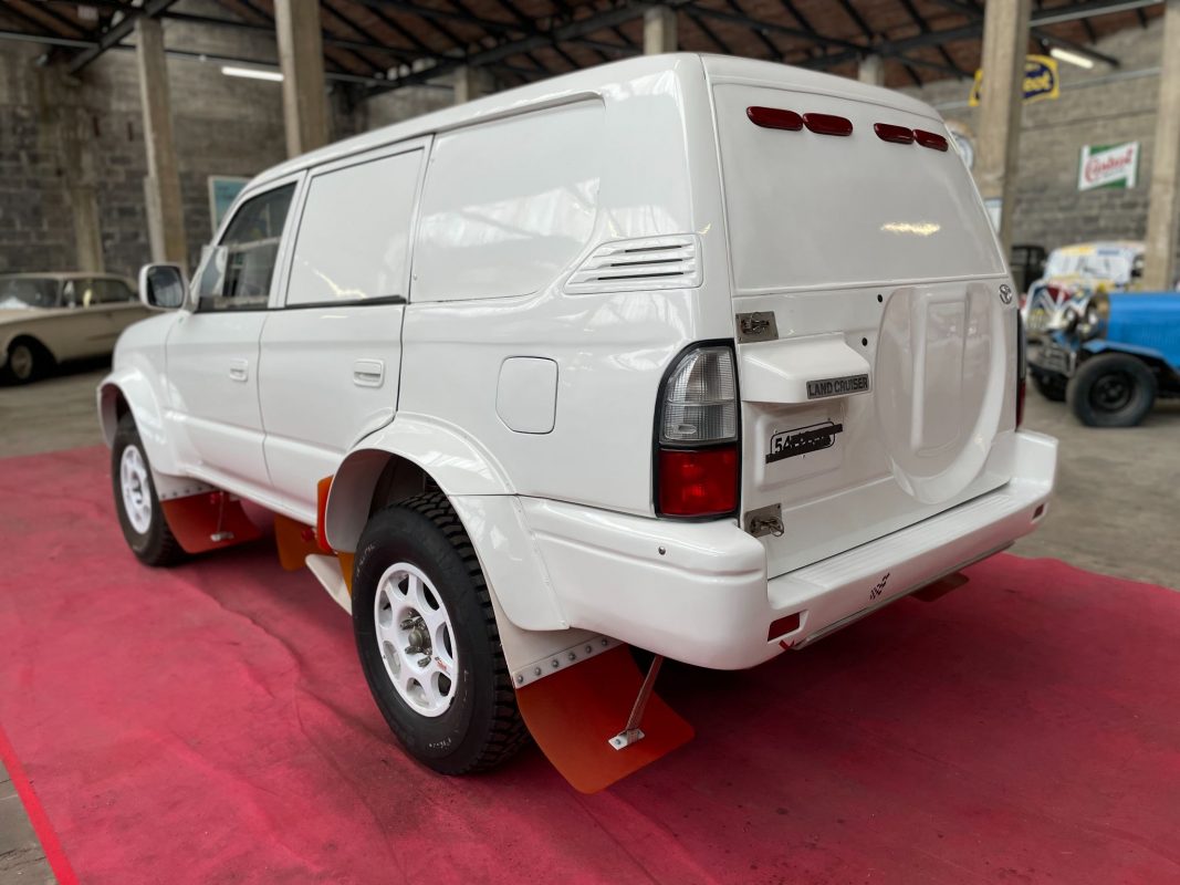 Toyota KZJ90 2000