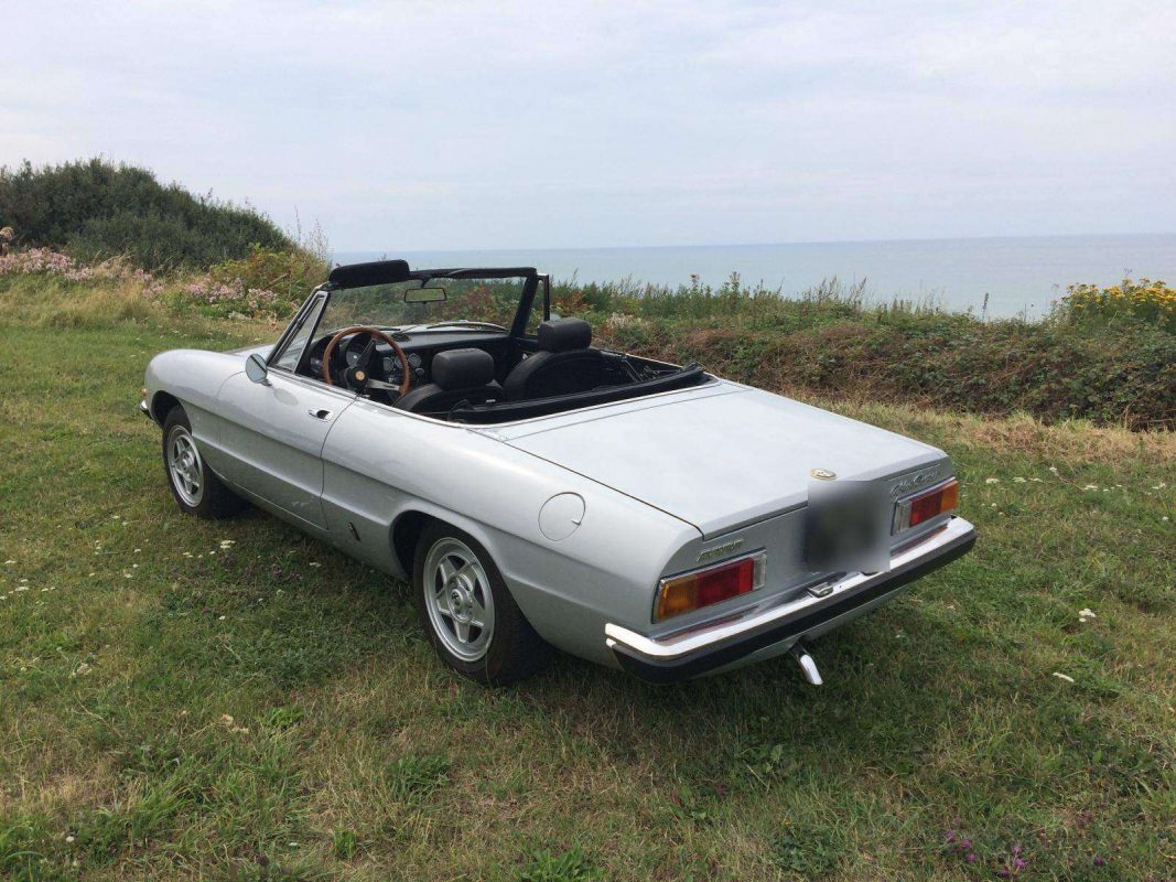 Alfa Romeo  spider 2000  1972