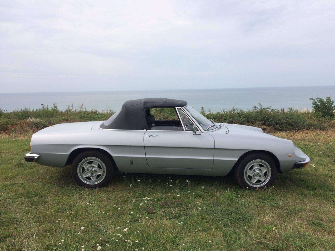 Alfa Romeo  spider 2000  1972