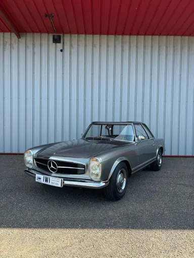 1965 Mercedes-Benz 230 SL Pagode