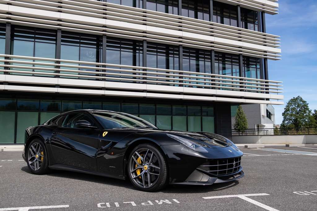 Ferrari F12 Berlinetta 2015