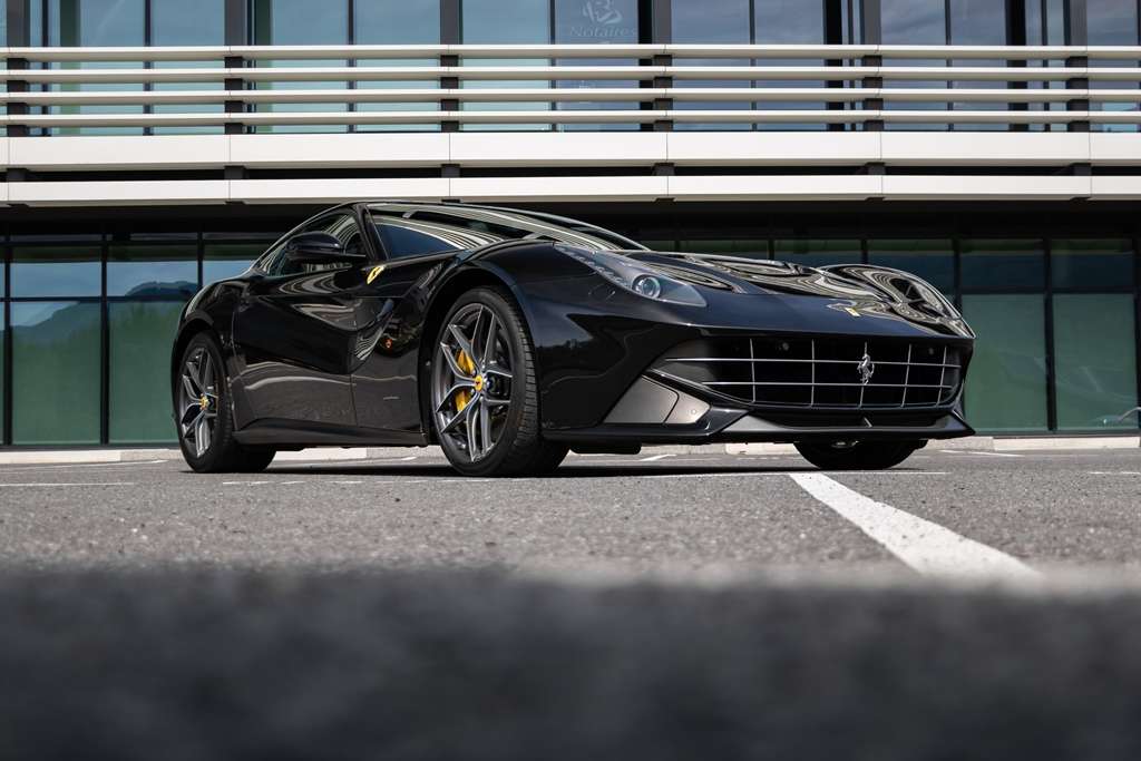 Ferrari F12 Berlinetta 2015