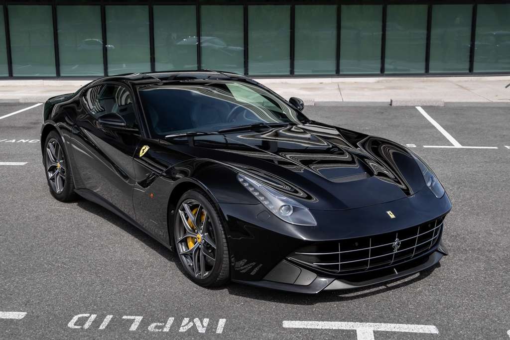 Ferrari F12 Berlinetta 2015