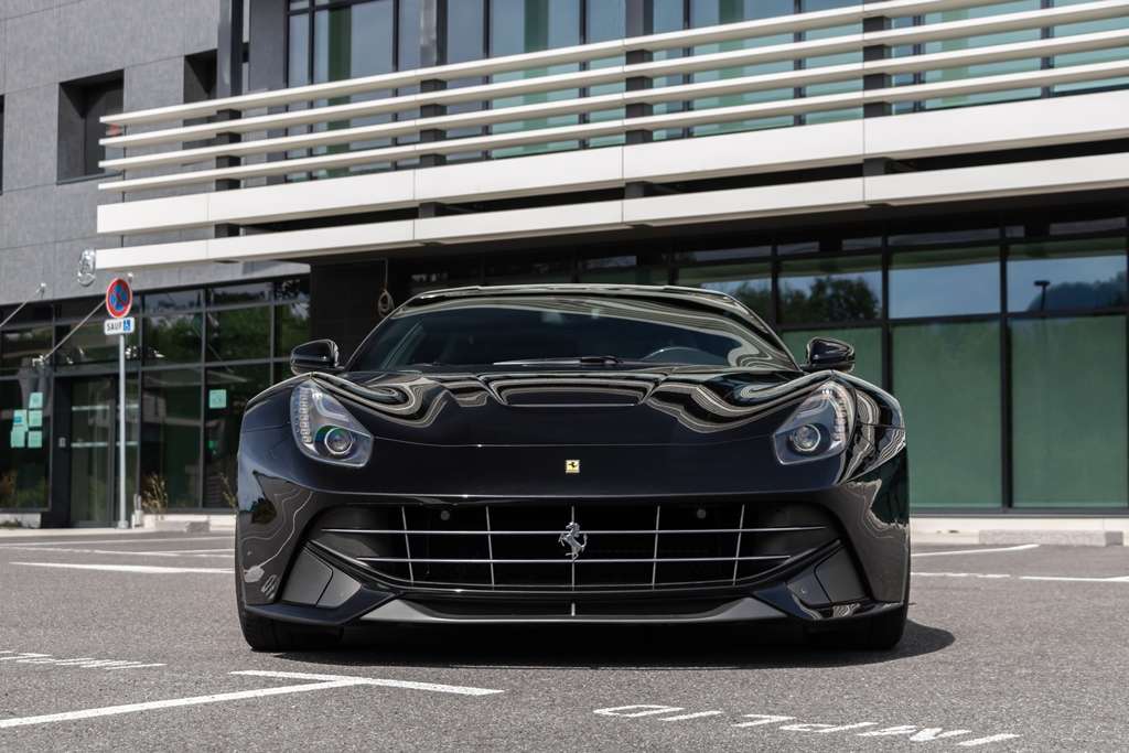 Ferrari F12 Berlinetta 2015