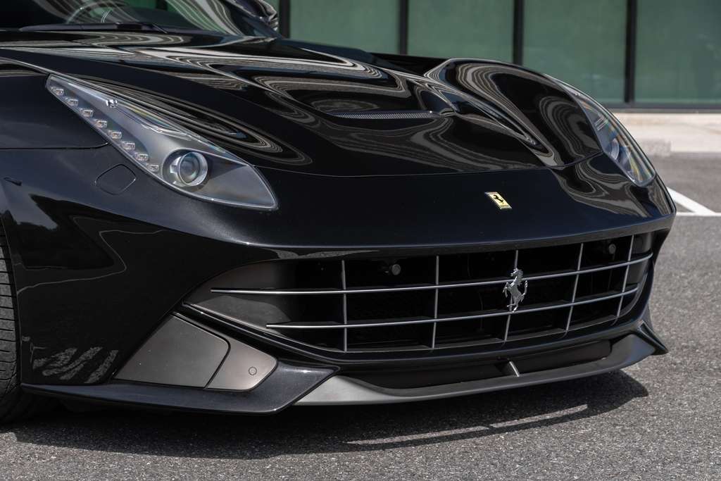 Ferrari F12 Berlinetta 2015
