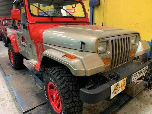 Jeep WRANGLER JURASSIC PARK 1991
