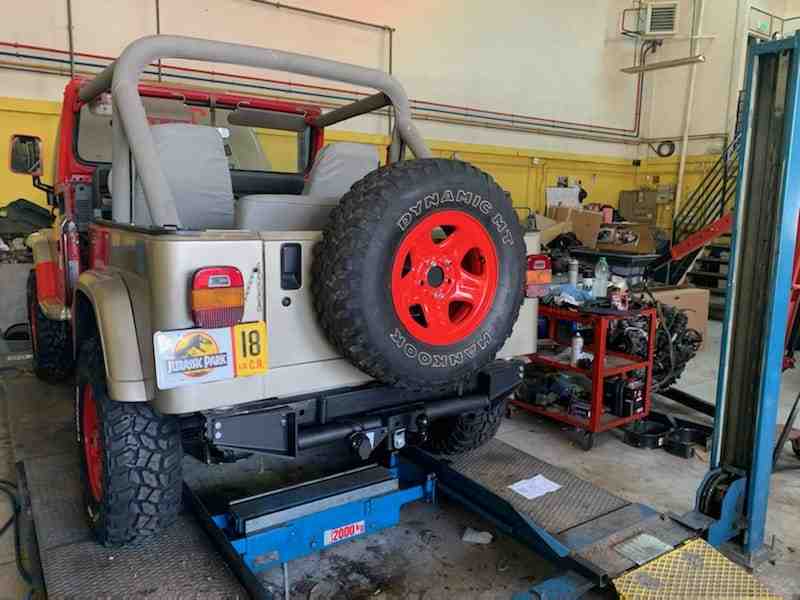 Jeep WRANGLER JURASSIC PARK 1991
