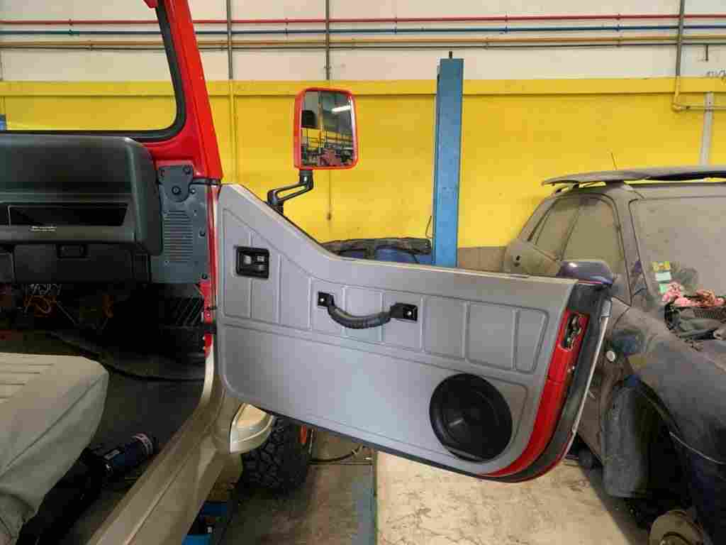 Jeep WRANGLER JURASSIC PARK 1991