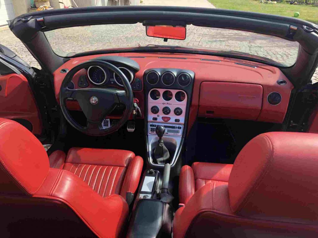 Alfa Romeo Spider 2000
