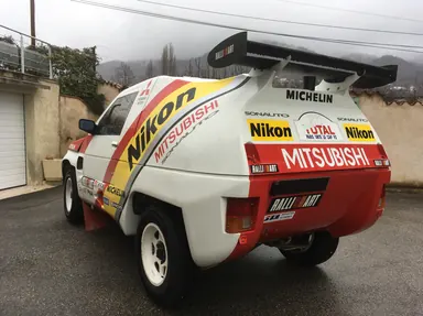 1988 Mitsubishi Pajero Proto Paris-Dakar 88 ex-usine