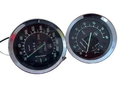 Alpine Renault 1600 S Green dash board