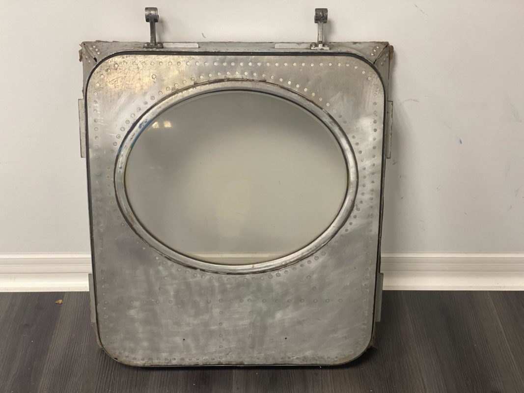 Douglas Dc4 rear door
