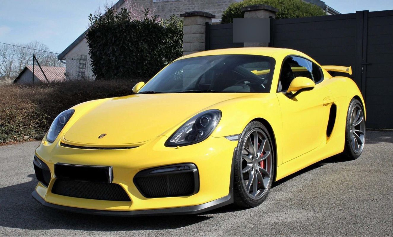 Porsche Cayman GT4 2016