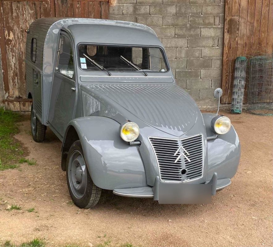 Citroen 2cv camionnette AZU 1954
