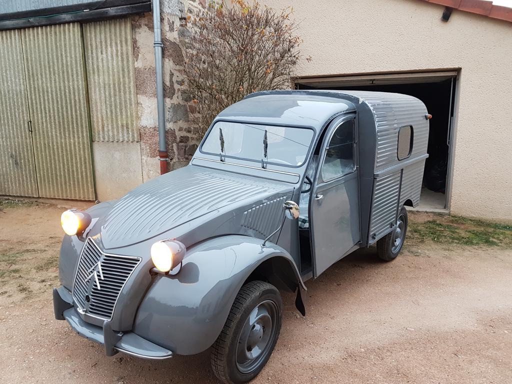 Citroen 2cv camionnette AZU 1954