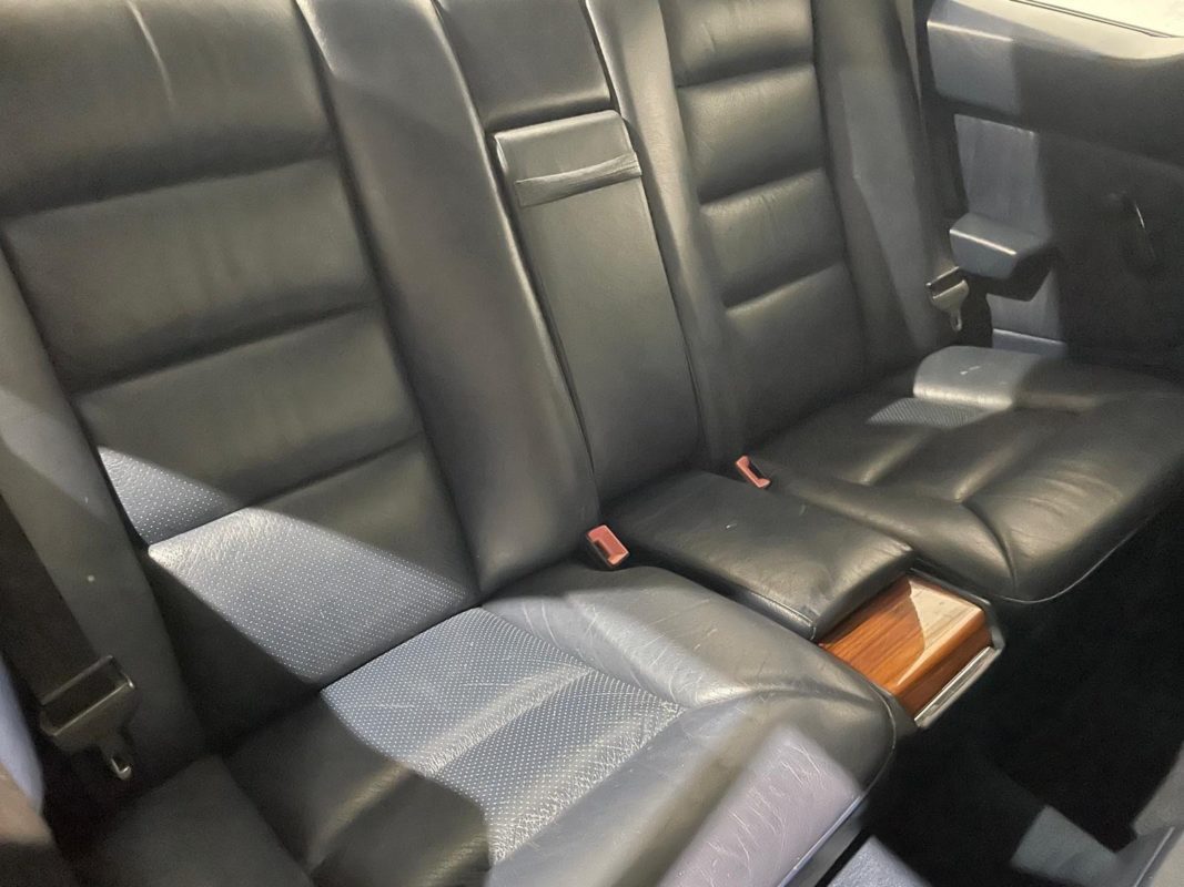 Mercedes-Benz 300 CE 1991